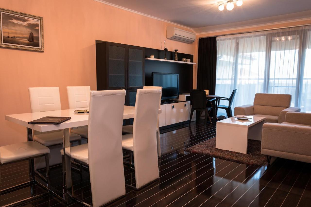 Long Beach Resort Sjkorpilovtsi Eksteriør bilde