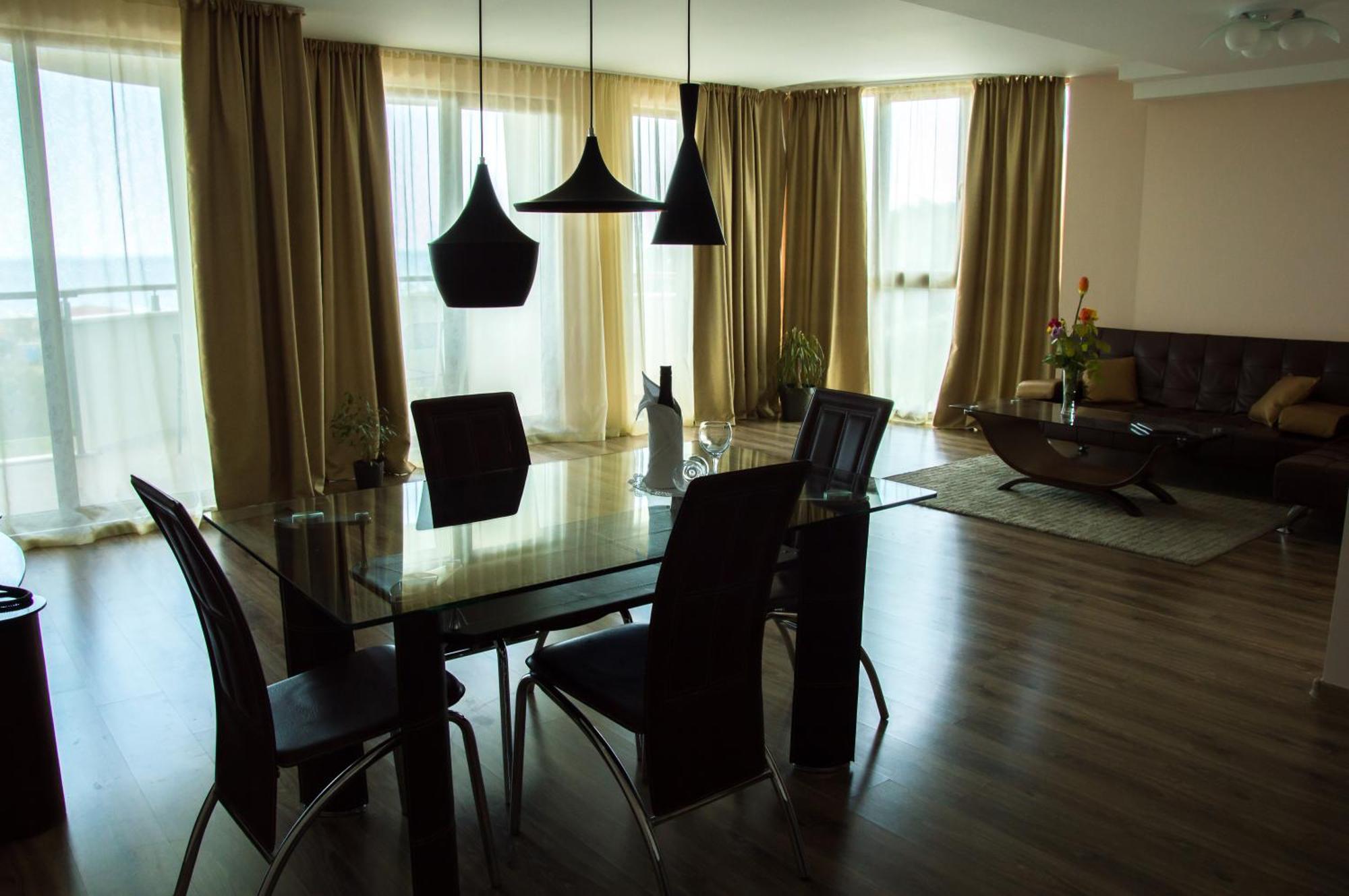 Long Beach Resort Sjkorpilovtsi Rom bilde
